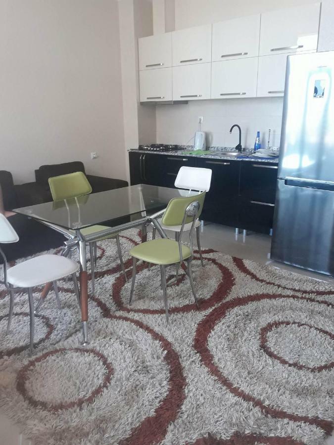 Apartament In The Centre באטומי מראה חיצוני תמונה